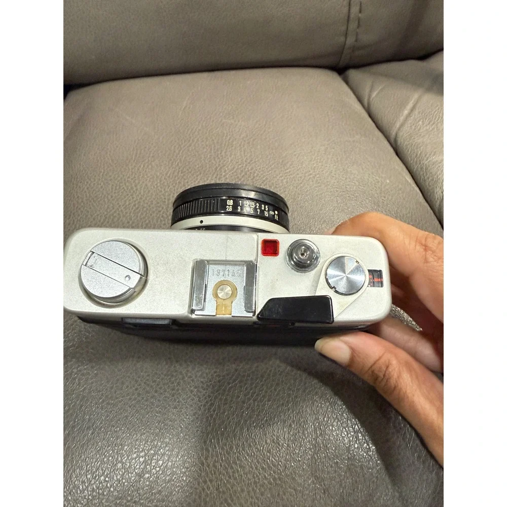 Minolta Hi-Matic F 35mm Rangefinder‎ Film Camera Silver Black Vintage Japan